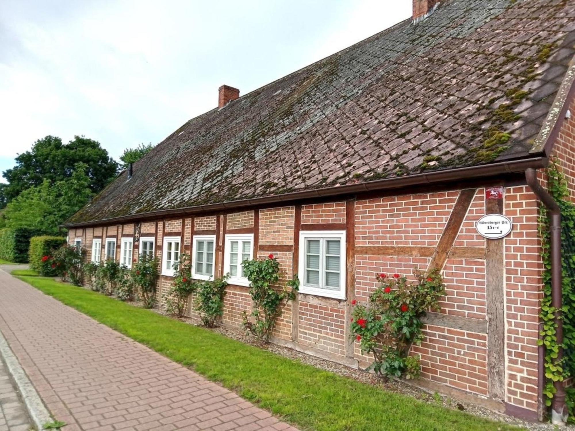 Luedersburger Strasse 15C Apartment Exterior photo